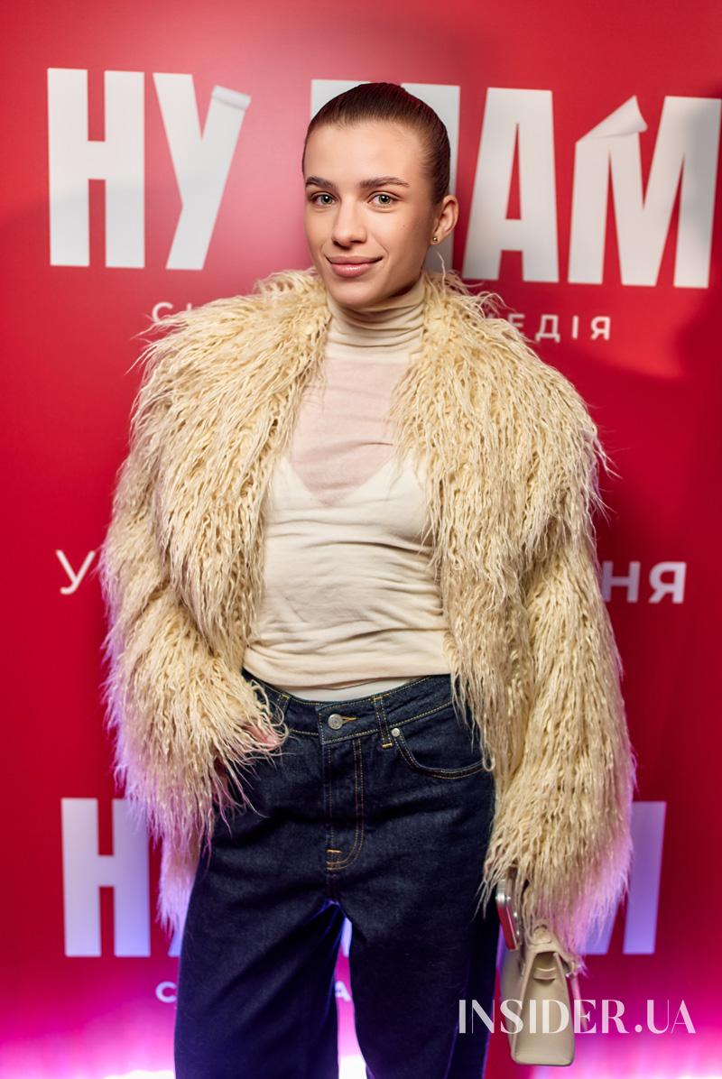 Вера Брежнева, Маша Ефросинина и другие на премьере фильма &laquo;НУ МАМ&raquo;