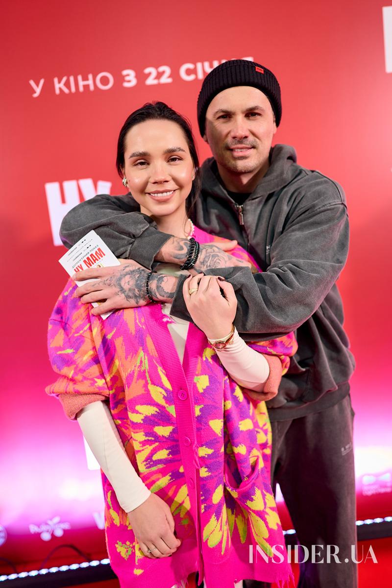 Вера Брежнева, Маша Ефросинина и другие на премьере фильма «НУ МАМ»