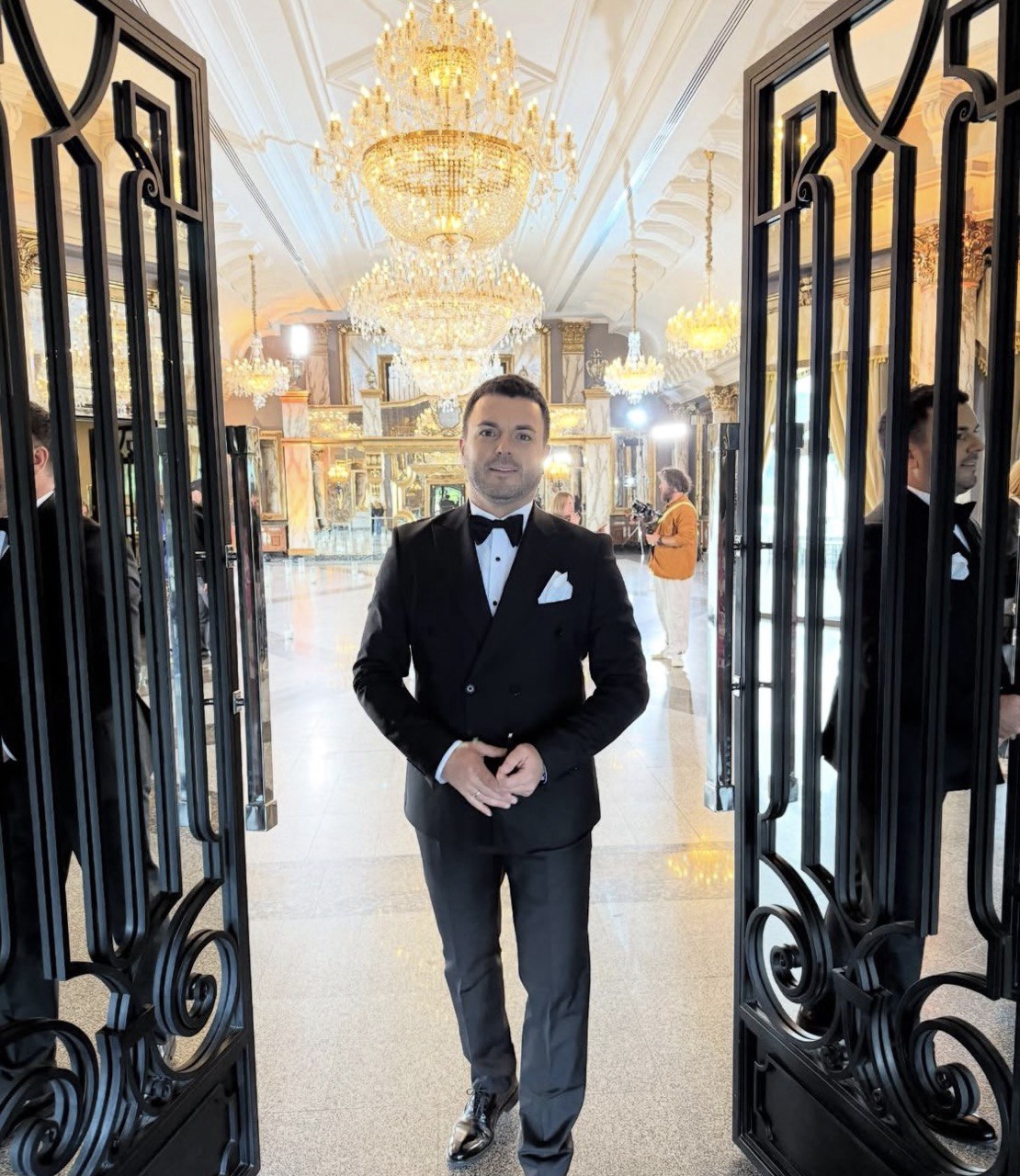 Ученая степень: Григорий Решетник защитил диссертацию о шоу &laquo;Холостяк&raquo;