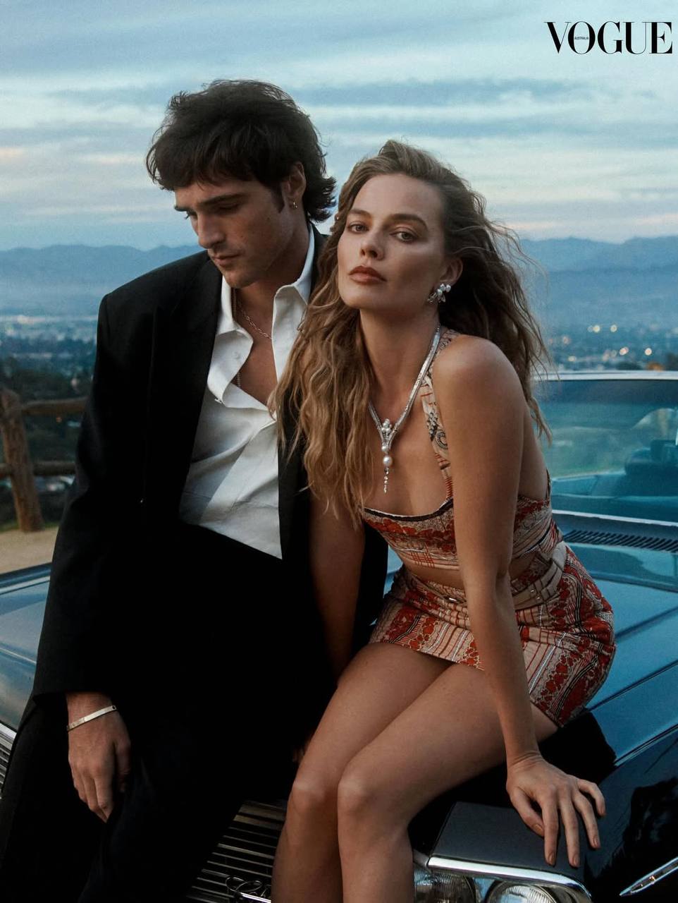 Стримана пристрасть: Марґо Роббі та Джейкоб Елорді на обкладинці Vogue