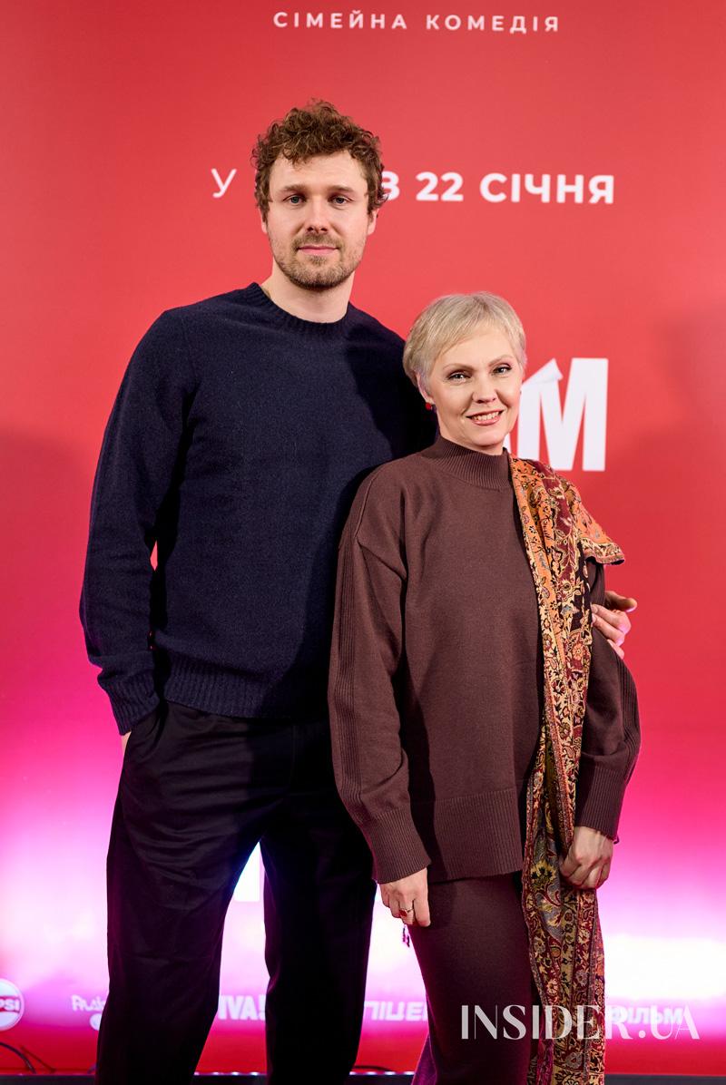 Вера Брежнева, Маша Ефросинина и другие на премьере фильма &laquo;НУ МАМ&raquo;