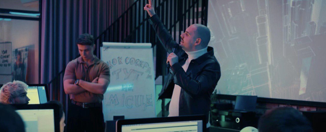 Ольга Сумская, Богдан Шелудяк и другие звезды в первом трейлере драмы &laquo;Скамер&raquo;