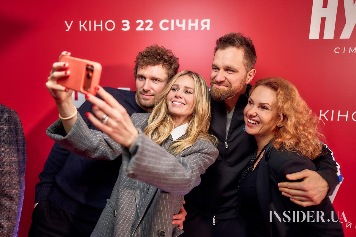 Вера Брежнева, Маша Ефросинина и другие на премьере фильма &laquo;НУ МАМ&raquo;