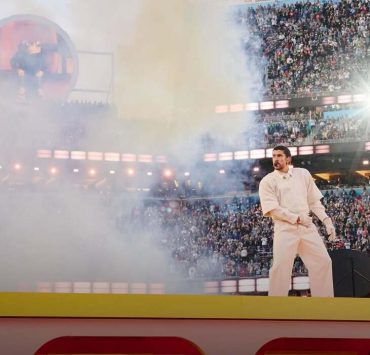 Выступление Bad Bunny и свадебная церемония: как прошел Супербоул &ndash; 2026