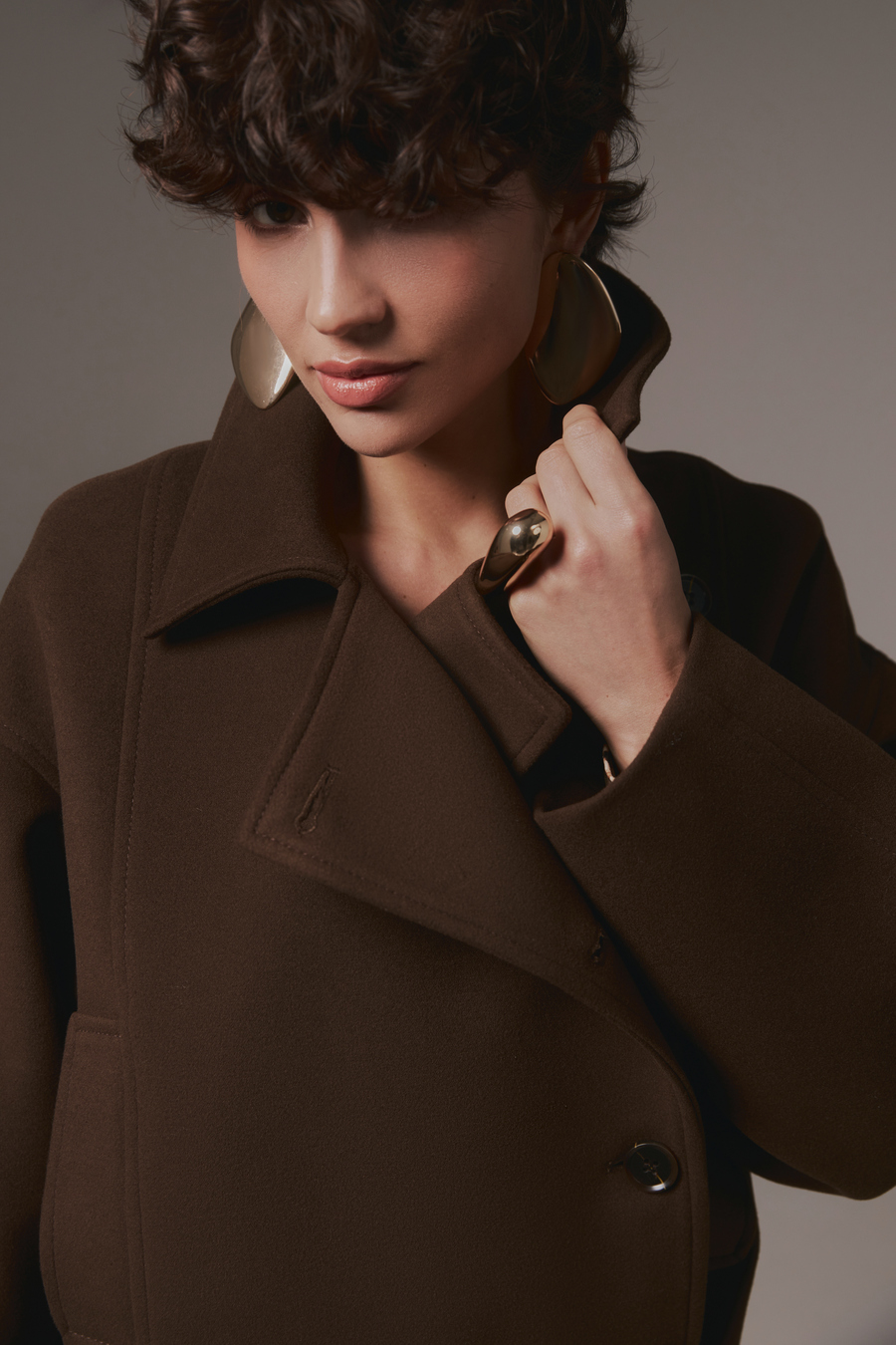 Дослідження жіночої сутності в новій колекції STIMMA