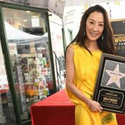 Наомі Воттс отримала іменну зірку на Алеї слави