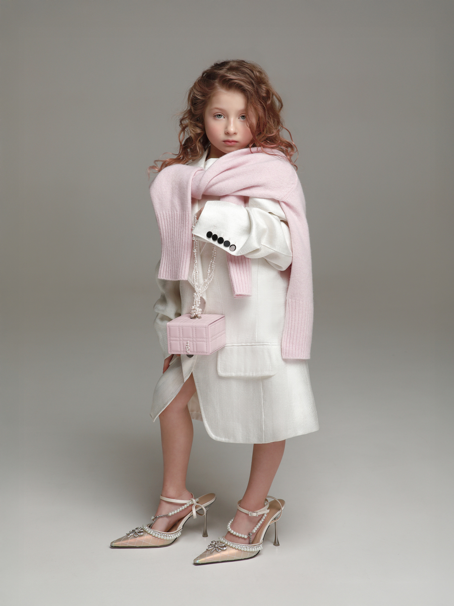 Blooming: Lona Prist презентує весняну колекцію сумок