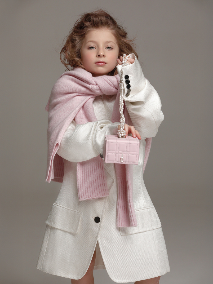 Blooming: Lona Prist презентує весняну колекцію сумок