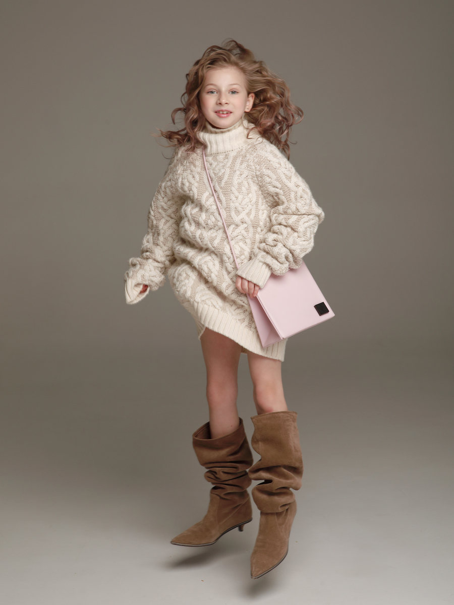 Blooming: Lona Prist презентує весняну колекцію сумок