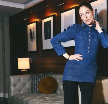 Носители: Коко Роша в мини-платье GURANDA на гламурном ивенте