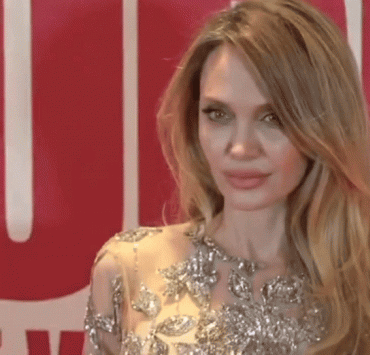 Образ дня: Анджеліна Джолі на прем&rsquo;єрі фільму &laquo;Кутюр&raquo; у Парижі