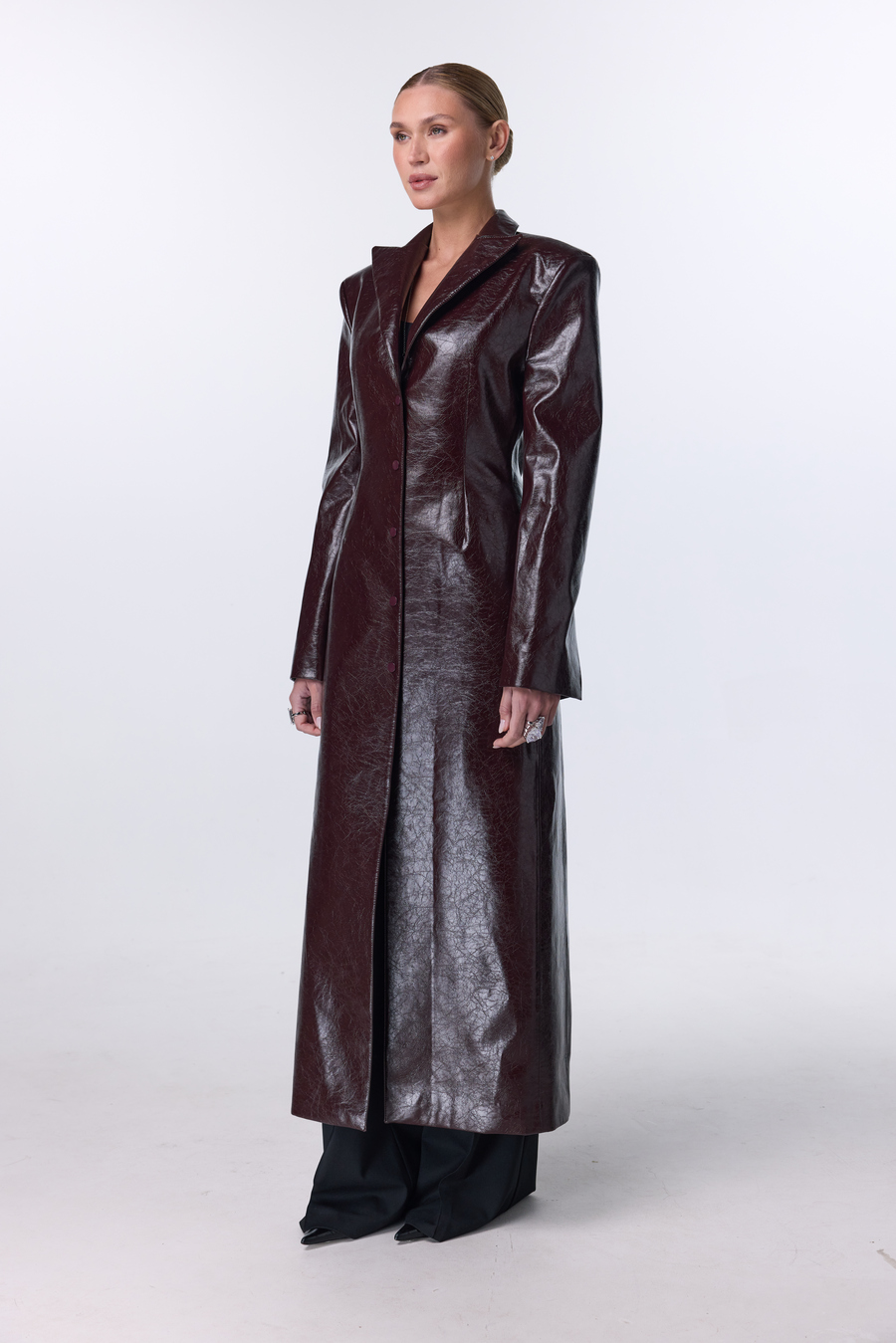 Гра контрастів у весняній колекції BAZHANE