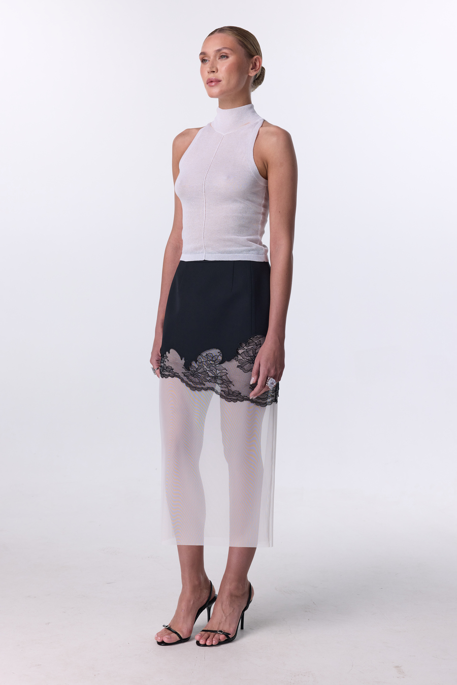 Гра контрастів у весняній колекції BAZHANE