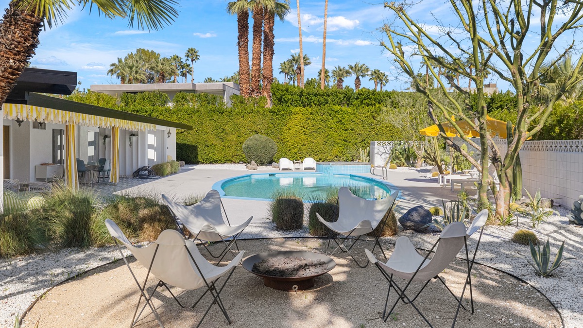 Колишній будинок Мерилін Монро виставили на продаж: розглядаємо інтер’єр