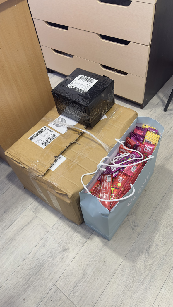 Компанія MySkinPro передала допомогу центру соціальної підтримки дітей