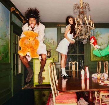 Пробивает путь в бизнес: Хайди Клум на обложке Paper вместе со своими детьми