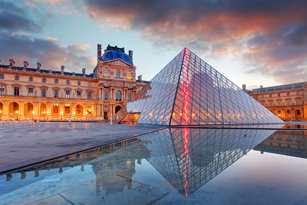 У Луврі викрили масштабну схему шахрайства з квитками