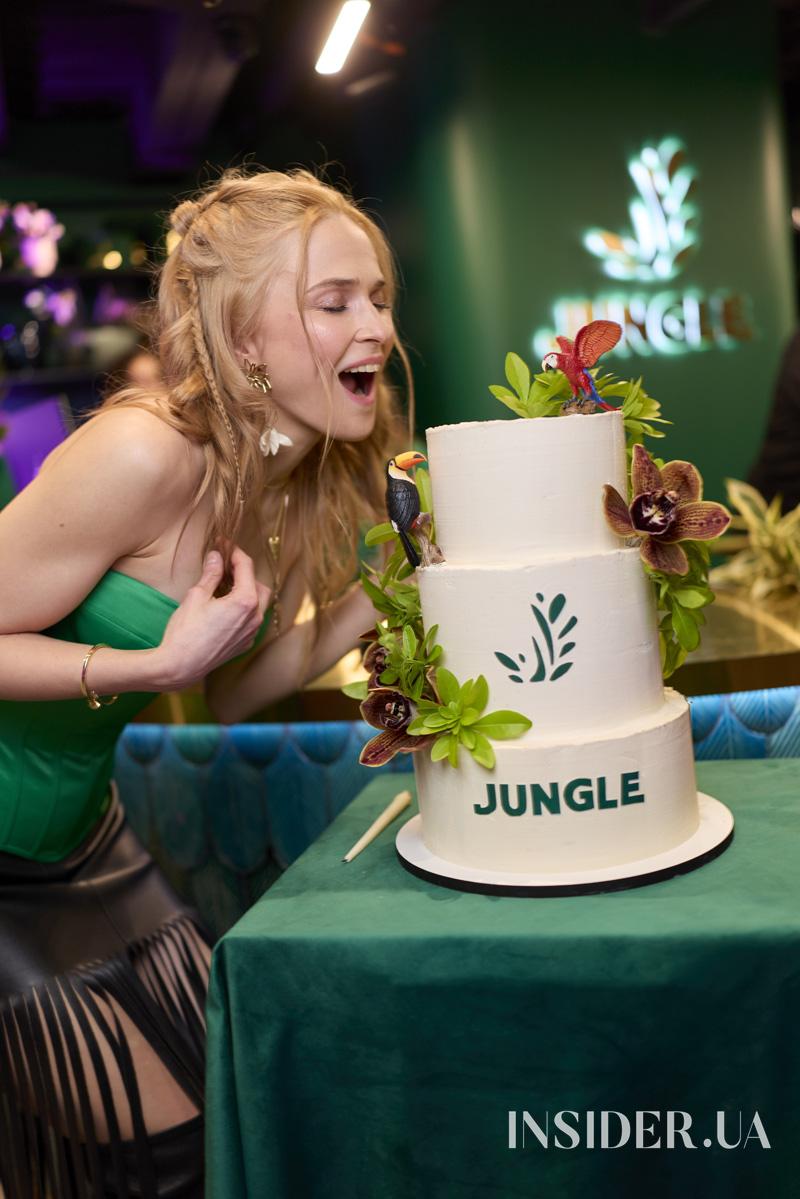 Відкриття JUNGLE: новий рослинний артпростір на мапі Києва