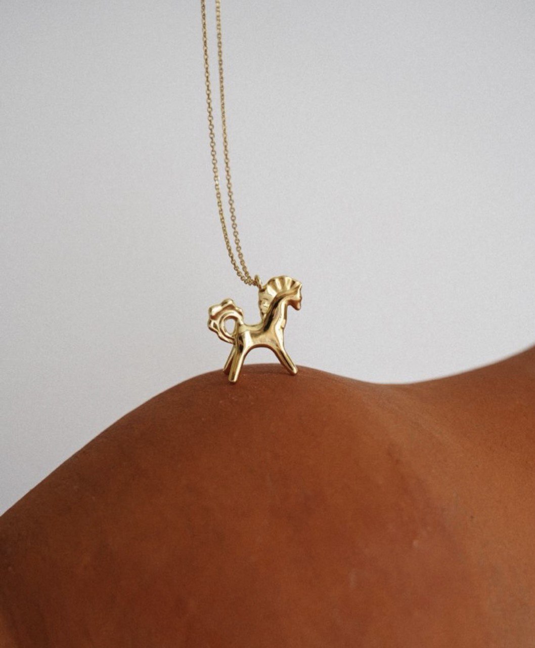 &laquo;Сучасні ювелірні та художні прикраси з України&raquo;: новинка від видавництва CP Publishing