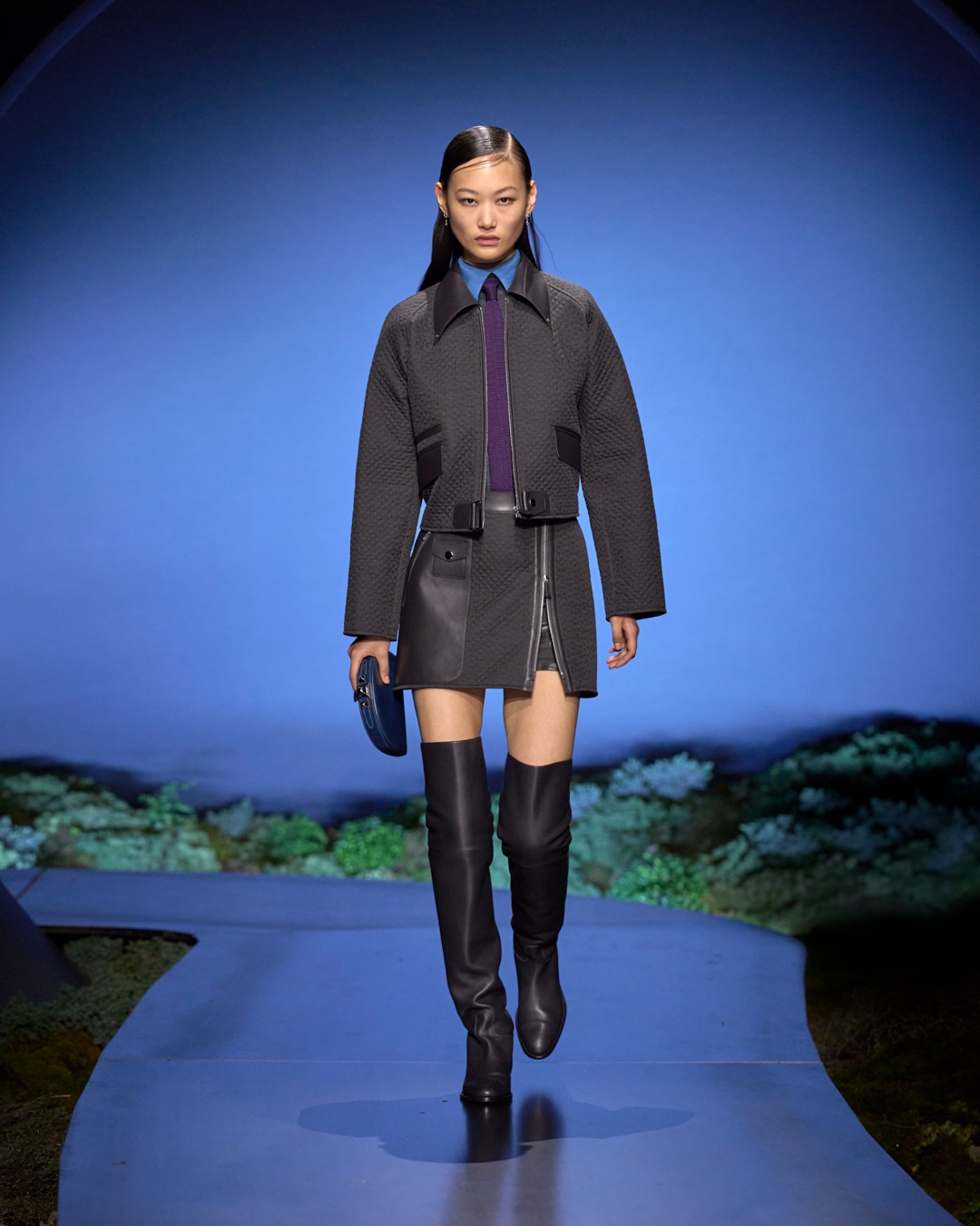 Місячне світло і жокейська естетика: Herm&egrave;s представив колекцію FW`2026