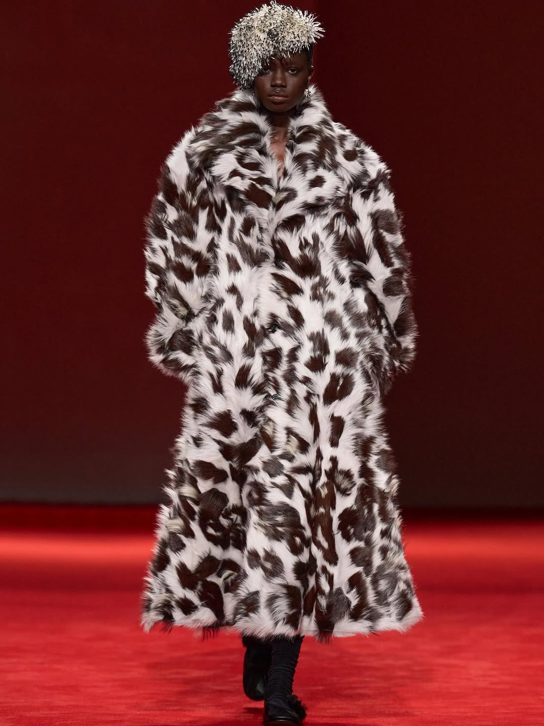 Гра контрастів в осінньо-зимовій колекції Bottega Veneta