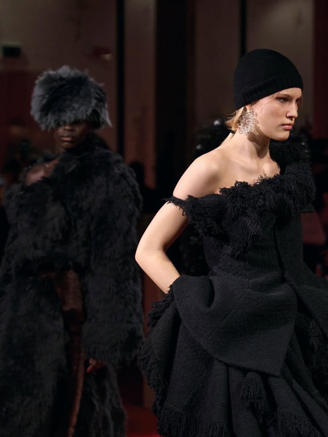 Гра контрастів в осінньо-зимовій колекції Bottega Veneta