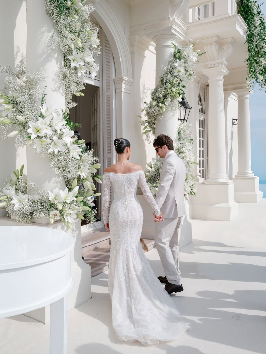 Звезда &laquo;Формулы-1&raquo;  Шарль Леклер женился: рассматриваем фото