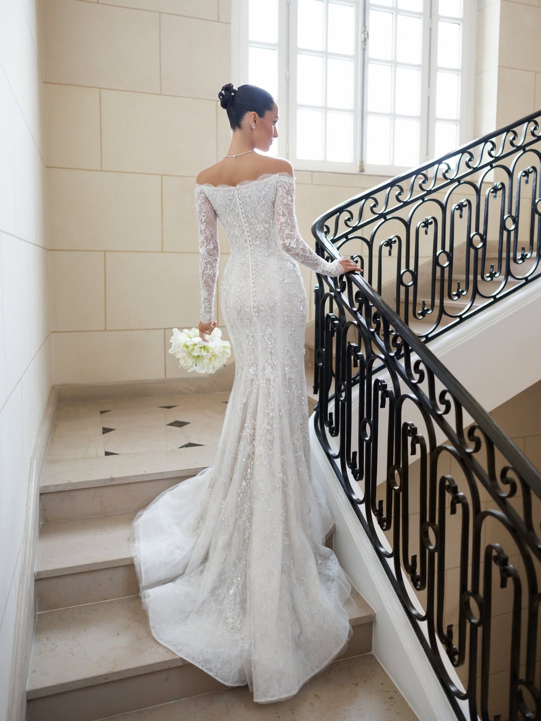 Звезда &laquo;Формулы-1&raquo;  Шарль Леклер женился: рассматриваем фото