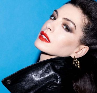 Про вік, материнство та культову роль: Енн Гетевей дала інтерв&rsquo;ю Harper&rsquo;s Bazaar