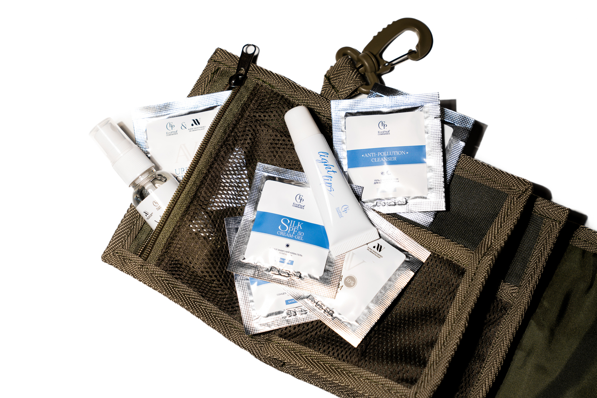 Бренд EcoProf Cosmetics створив косметички для військових