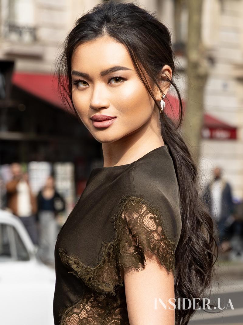 Ексклюзив з Парижа: стрітстайл гостей показу Herm&egrave;s FW’2026/27