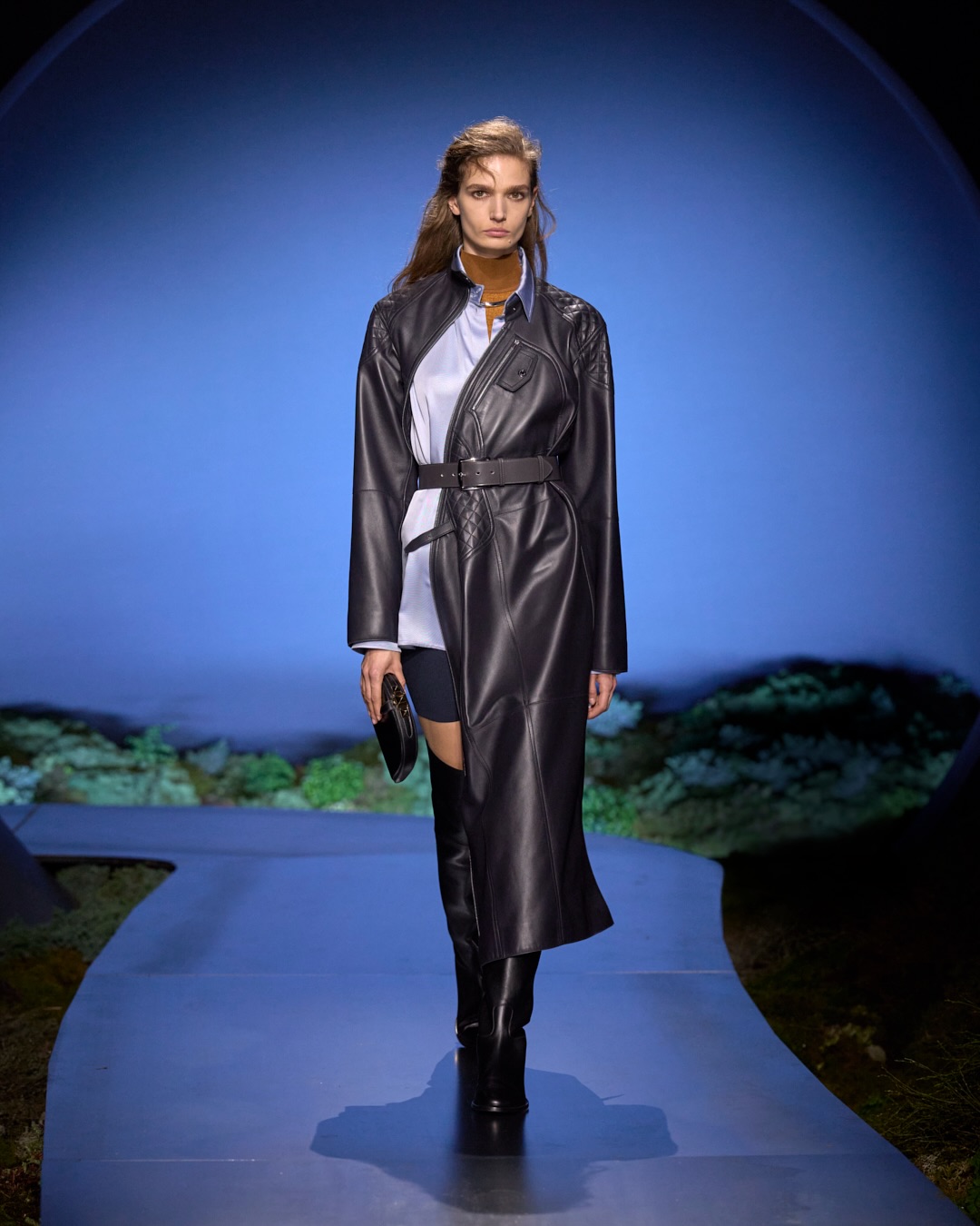 Місячне світло і жокейська естетика: Herm&egrave;s представив колекцію FW`2026