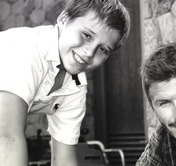 &laquo;Мы любим тебя&raquo;: Дэвид Бекхэм поздравил сына Бруклина с днем рождения