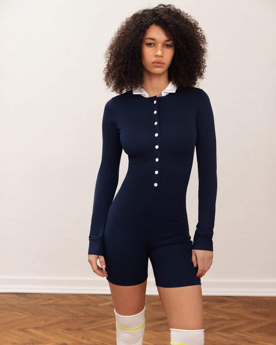 Переосмислення естетики 2000-х у весняній колекції CATSSUIT