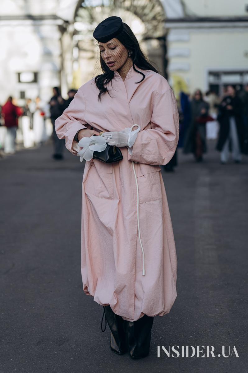 Стрітстайл UFW&rsquo;26/27: Даша Астаф’єва та інші стильні гості третього дня