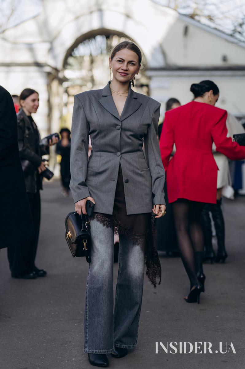 Стрітстайл UFW’26/27: Даша Астаф’єва та інші стильні гості третього дня