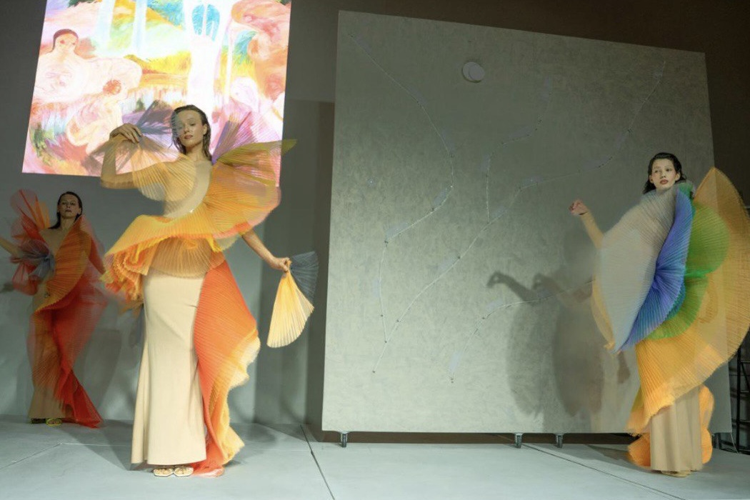 UFW &rsquo;26/27: Надя Дзяк представила авторський артперформанс