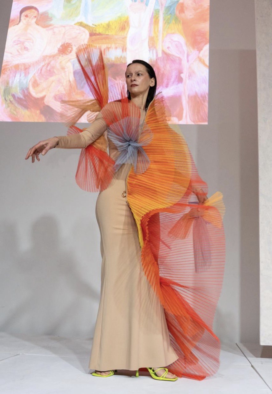 UFW &rsquo;26/27: Надя Дзяк представила авторський артперформанс