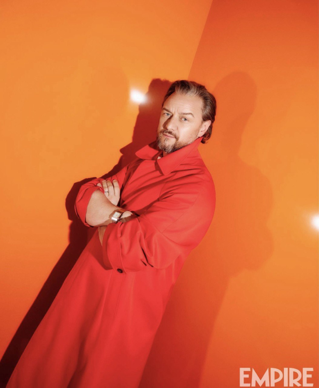 «Режисую фільми через кризу середнього віку»: Джеймс Макевой про вихід за межі акторства