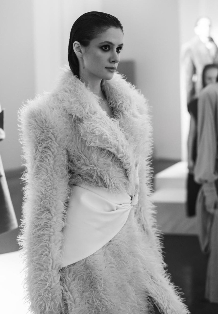 UFW FW&rsquo;26-27: ідея недосяжності й непередбачуваності жінки у колекції KRIS MAR&Aacute;N