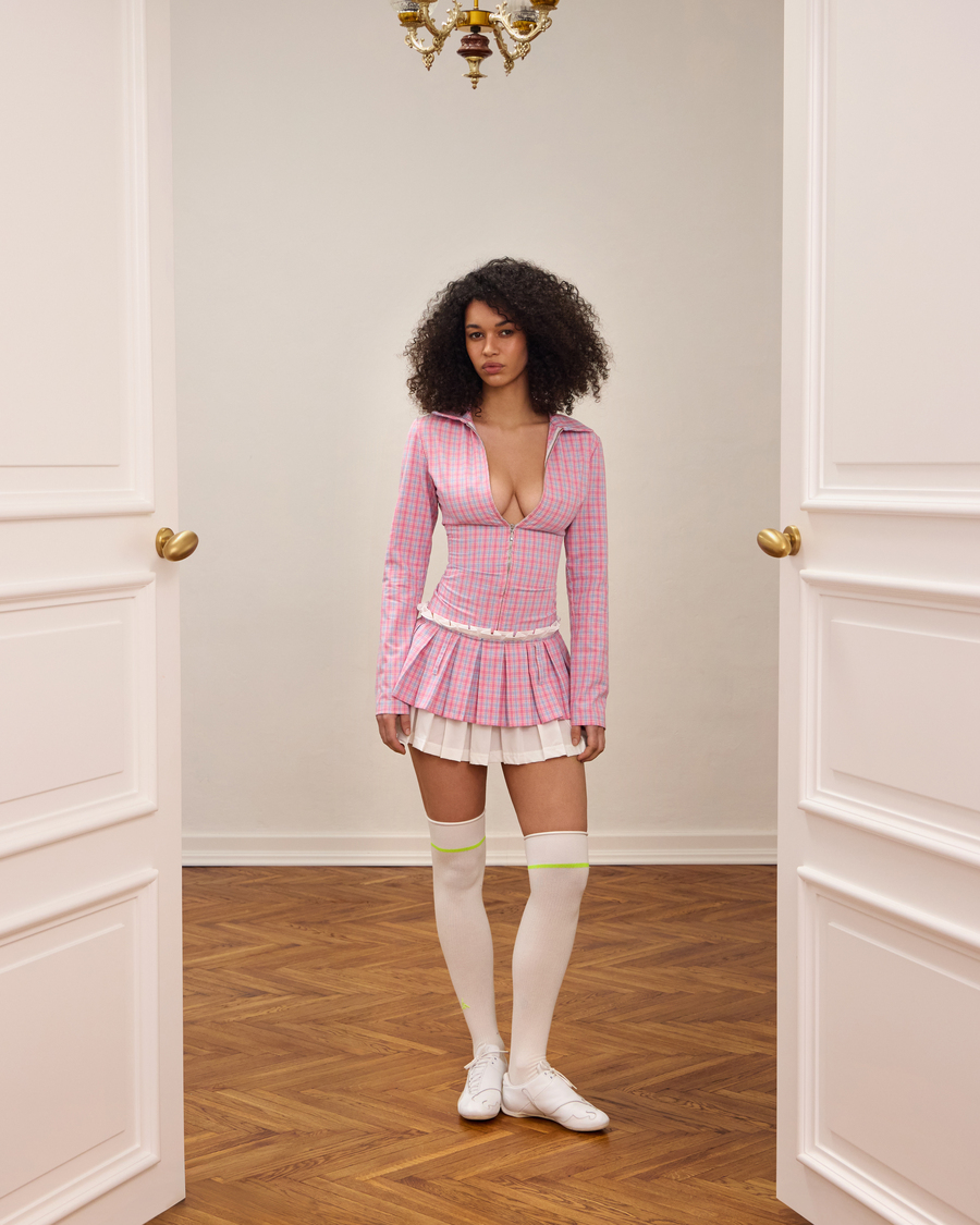 Переосмислення естетики 2000-х у весняній колекції CATSSUIT