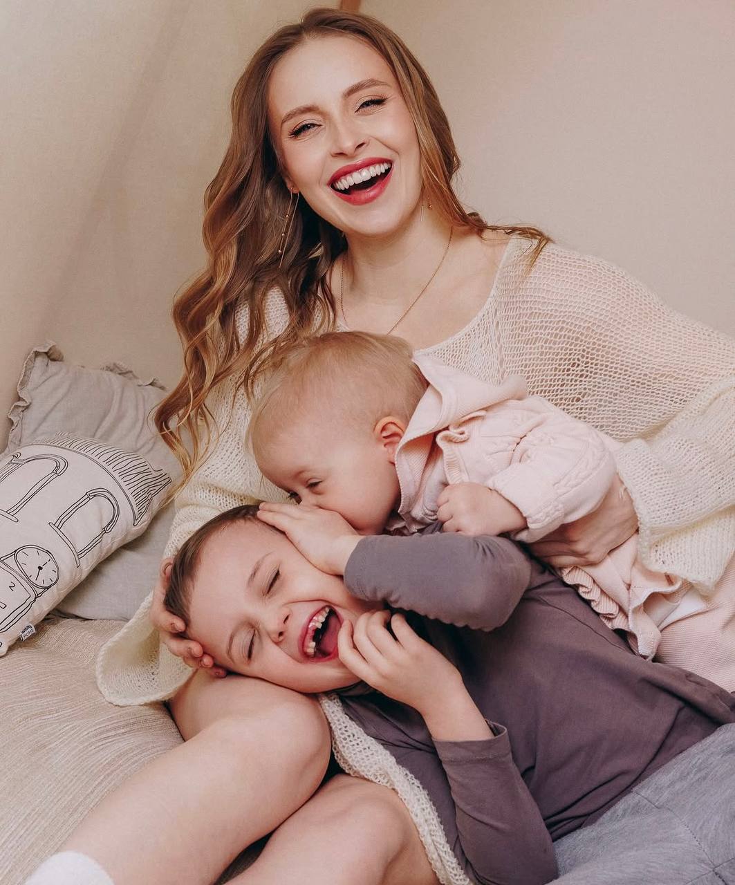 Акторка Анна Сагайдачна стала багатодітною мамою