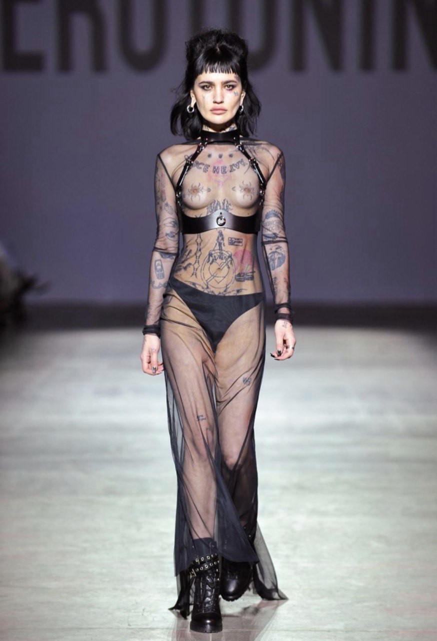 UFW &rsquo;26/27: баланс між гламуром і протестом у показі SEROTONINN