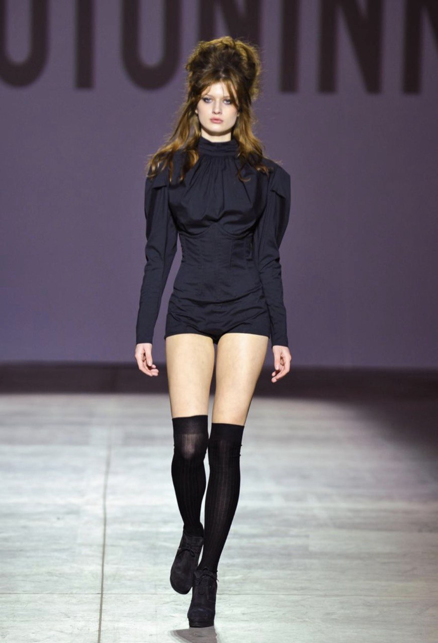 UFW &rsquo;26/27: баланс між гламуром і протестом у показі SEROTONINN