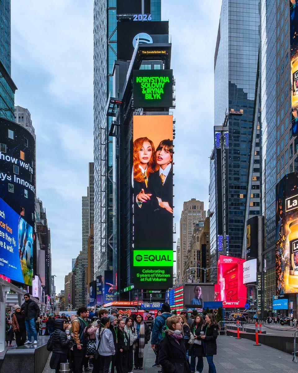 Ирина Билык и Христина Соловий на Таймс-сквер: украинская музыка в центре Нью-Йорка