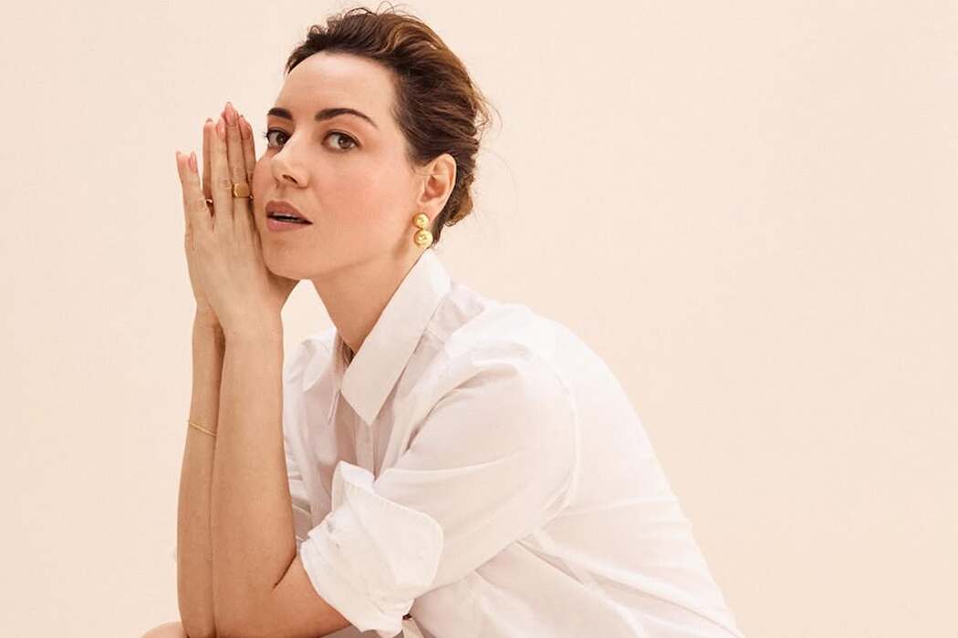 Звезда &laquo;Белого лотоса&raquo; Обри Плаза впервые станет мамой