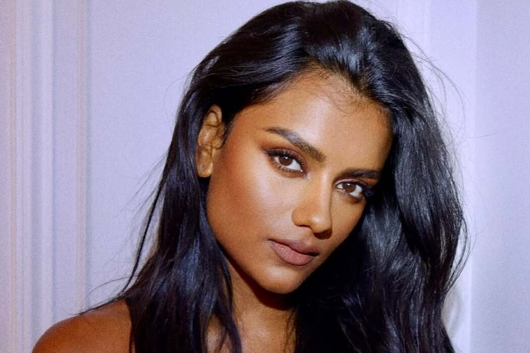 Зірка &laquo;Бріджертонів&raquo; Сімон Ешлі дебютує в музичній індустрії