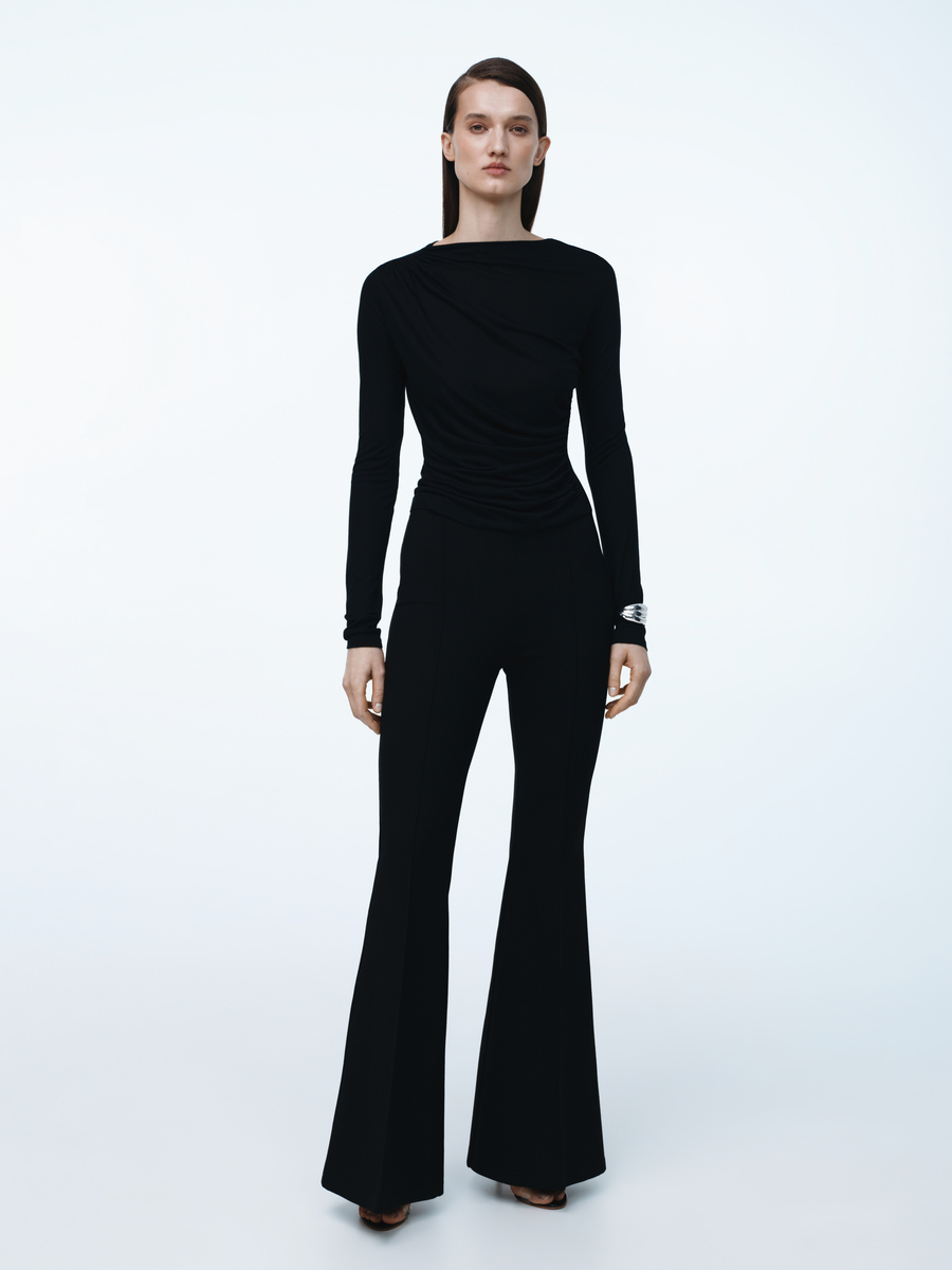 Дослідження сучасної жіночності у весняній колекції AMBITNA