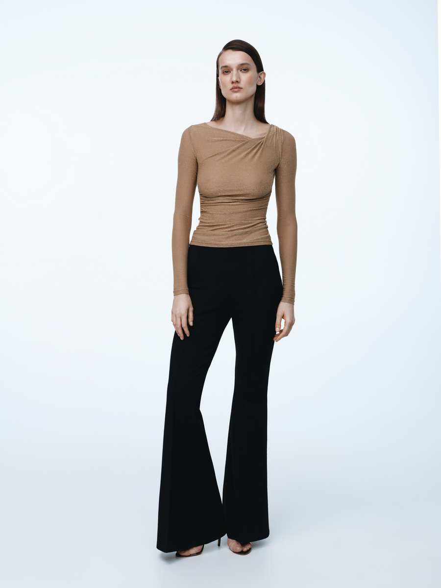 Дослідження сучасної жіночності у весняній колекції AMBITNA