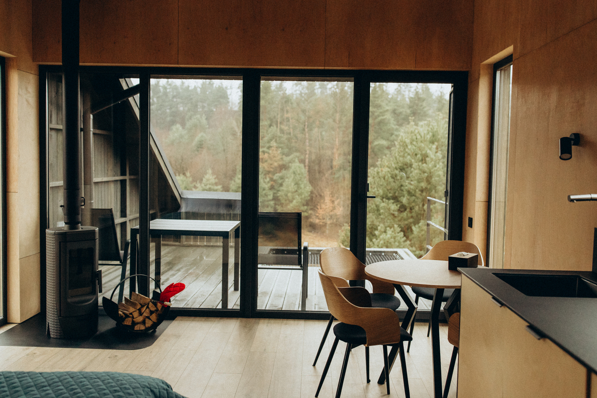 Втеча від міської метушні: 5 локацій для вікенду під Києвом